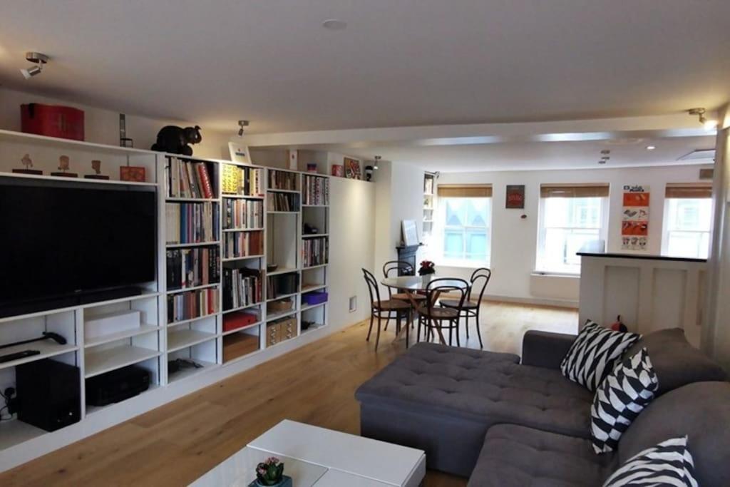 Spacious 2 Bedroom Apartment In The Heart Of Soho. Λονδίνο Εξωτερικό φωτογραφία